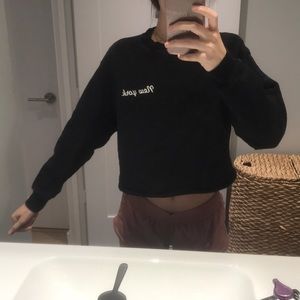 Brandy Melville New York Cropped Sweatshirt